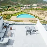 Bright & Stylish Retreat By The Sea Near Ericeira